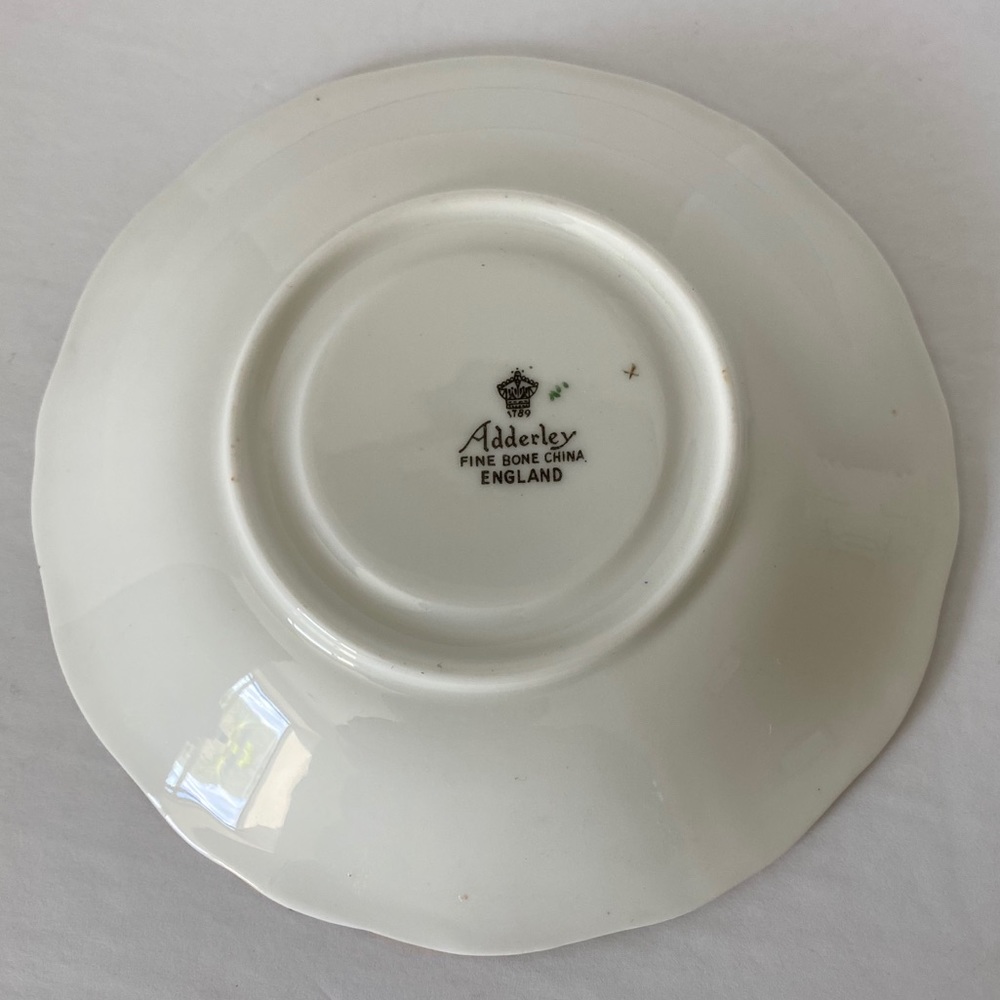 Vintage Aderly McGregor Tartan Pattern Teacup with Saucer - Picture 5 of 9